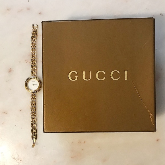 Gucci Accessories - Gucci Interchangeable Face Bezel Gold Watch